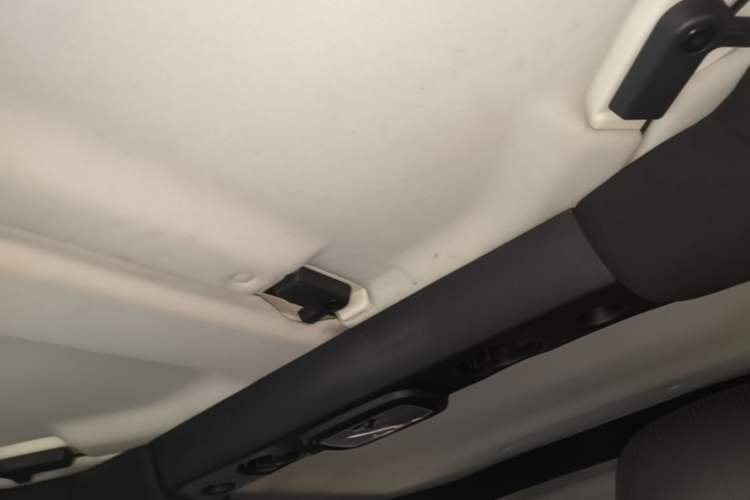 Used BAIC Off-Road BJ40 2020 2.0T Automatic Four-Wheel Drive Urban Hunter Edition Prestige Version Headliner