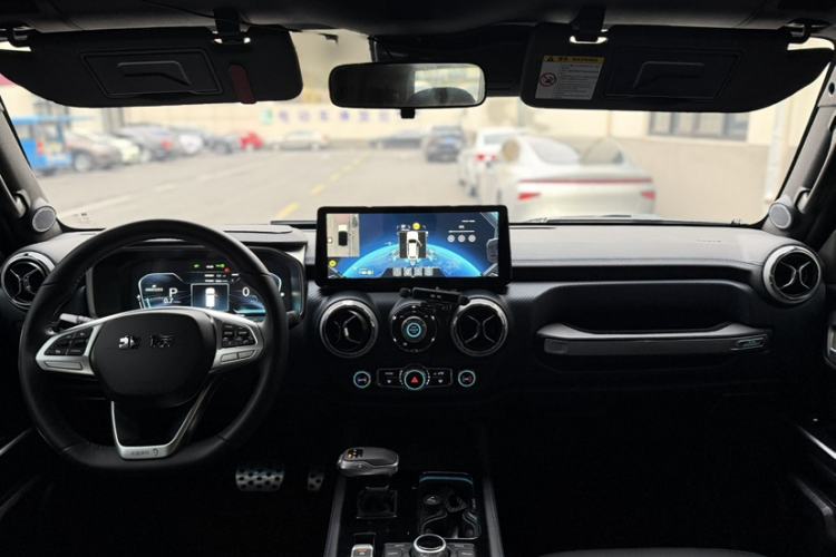 Used BAIC Off-Road BJ40 2020 2.0T Automatic Four-Wheel Drive Tribute Edition 2020 Xieke Version Interior 1