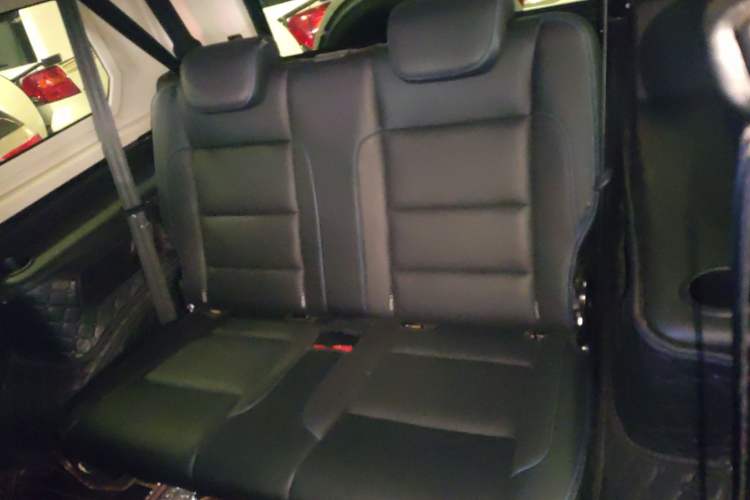 Used BAIC Off-Road BJ40 2020 2.0T Automatic Four-Wheel Drive Tribute Edition 2020 Xieke Version Interior 3