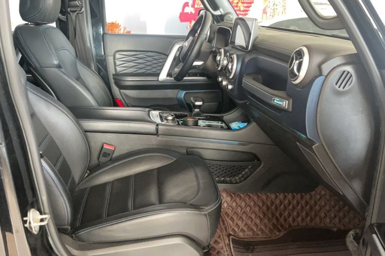 Used BAIC Off-Road BJ40 2020 2.0T Automatic Four-Wheel Drive Urban Hunter Edition Chivalrous Type Interior 3