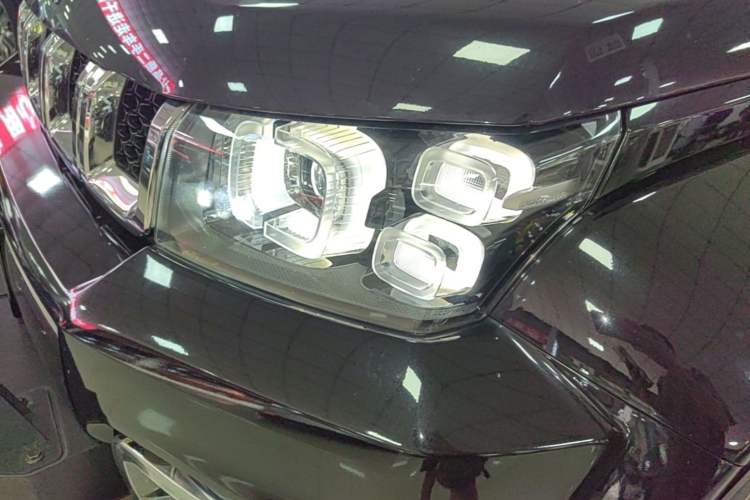 Used BAIC Off-Road BJ40 2020 2.0T Automatic Four-Wheel Drive Tribute Edition 2020 Xieke Version Left Front Headlight