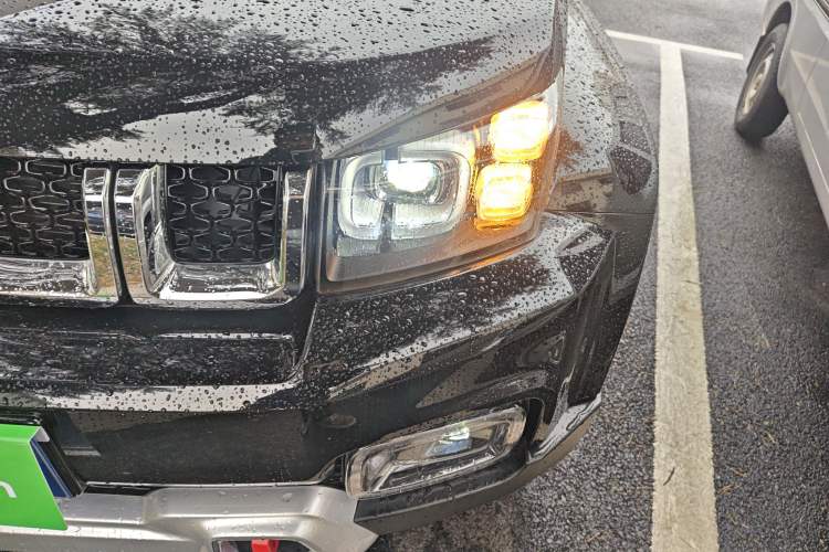 Used BAIC Off-Road BJ40 2020 2.0T Automatic Four-Wheel Drive Tribute Edition 2020 Xieke Version Left Front Headlight
