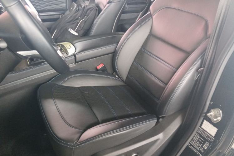 Used BAIC Off-Road BJ40 2020 2.0T Automatic Four-Wheel Drive Urban Hunter Edition Chivalrous Type Left Front Seat