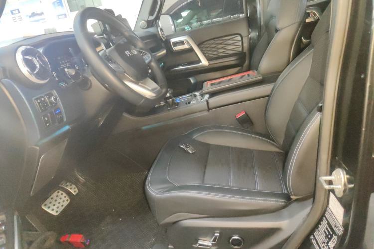 Used BAIC Off-Road BJ40 2020 2.0T Automatic Four-Wheel Drive Urban Hunter Edition Chivalrous Type Left Front Seat