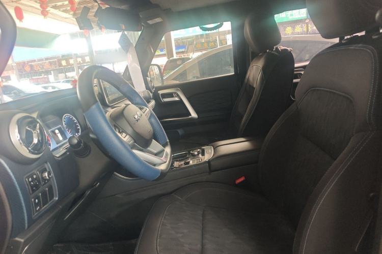 Used BAIC Off-Road BJ40 2020 2.0T Automatic Two-Wheel Drive Urban Hunter Edition Pioneer Version Left Front Seat