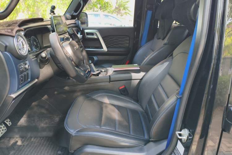 Used BAIC Off-Road BJ40 2020 2.0T Automatic Four-Wheel Drive Urban Hunter Edition Chivalrous Type Left Front Seat