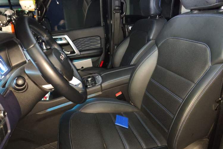 Used BAIC Off-Road BJ40 2020 2.0T Automatic Four-Wheel Drive Urban Hunter Edition Chivalrous Type Left Front Seat