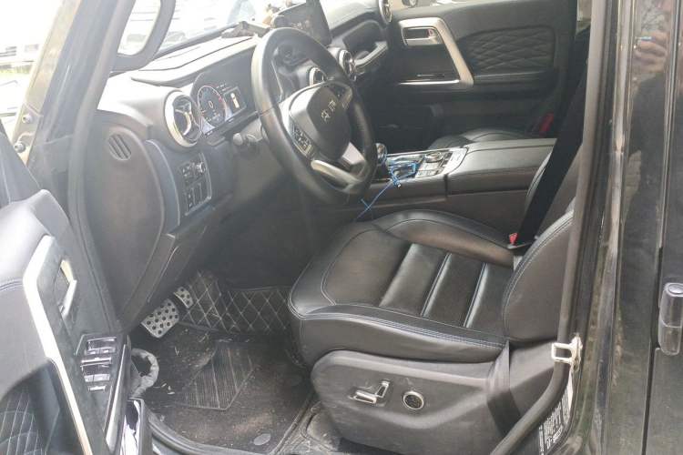 Used BAIC Off-Road BJ40 2020 2.0T Automatic Four-Wheel Drive Urban Hunter Edition Chivalrous Type Left Front Seat