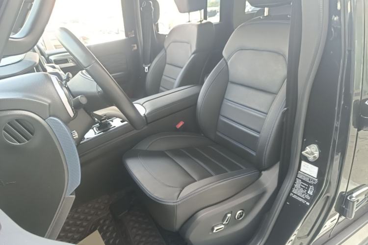 Used BAIC Off-Road BJ40 2020 2.0T Automatic Four-Wheel Drive Urban Hunter Edition Chivalrous Type Left Front Seat
