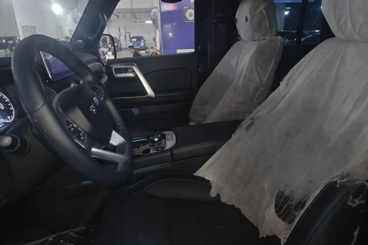Used BAIC Off-Road BJ40 2020 2.0T Automatic Four-Wheel Drive Urban Hunter Edition Chivalrous Type Left Front Seat