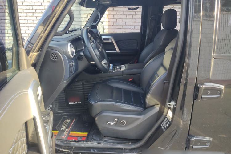 Used BAIC Off-Road BJ40 2020 2.0T Automatic Four-Wheel Drive Urban Hunter Edition Chivalrous Type Left Front Seat