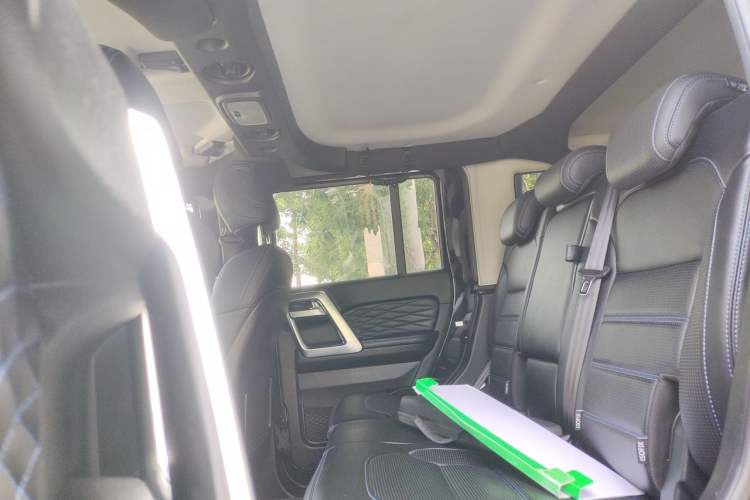 Used BAIC Off-Road BJ40 2020 2.0T Automatic Four-Wheel Drive Urban Hunter Edition Chivalrous Type Left Rear Seat
