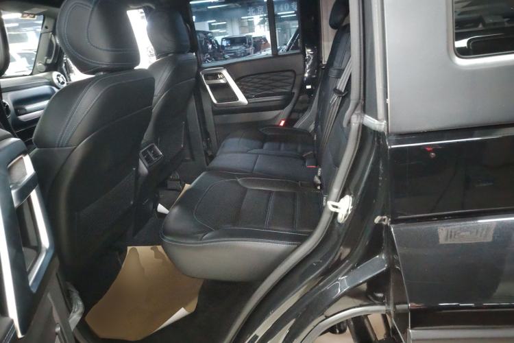 Used BAIC Off-Road BJ40 2020 2.0T Automatic Four-Wheel Drive Urban Hunter Edition Chivalrous Type Left Rear Seat