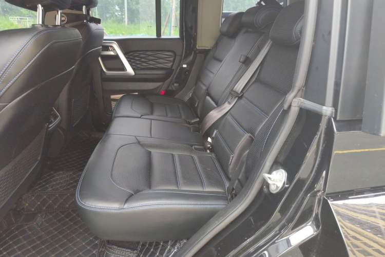 Used BAIC Off-Road BJ40 2020 2.0T Automatic Four-Wheel Drive Urban Hunter Edition Prestige Version Left Rear Seat