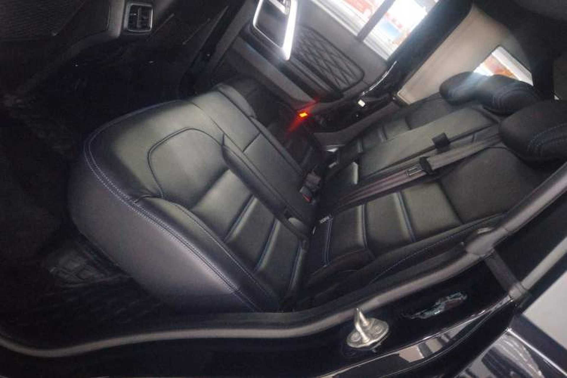 Used BAIC Off-Road BJ40 2020 2.0T Automatic Four-Wheel Drive Urban Hunter Edition Chivalrous Type Left Rear Seat