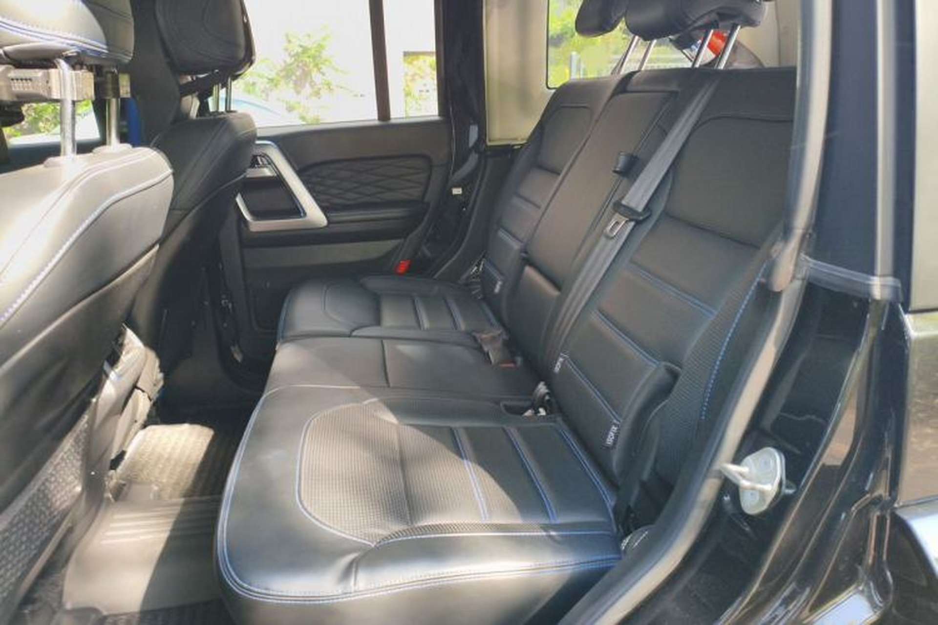 Used BAIC Off-Road BJ40 2020 2.0T Automatic Four-Wheel Drive Urban Hunter Edition Chivalrous Type Left Rear Seat