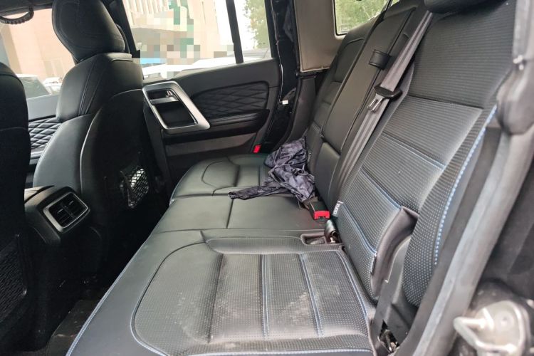 Used BAIC Off-Road BJ40 2020 2.0T Automatic Four-Wheel Drive Urban Hunter Edition Chivalrous Type Left Rear Seat