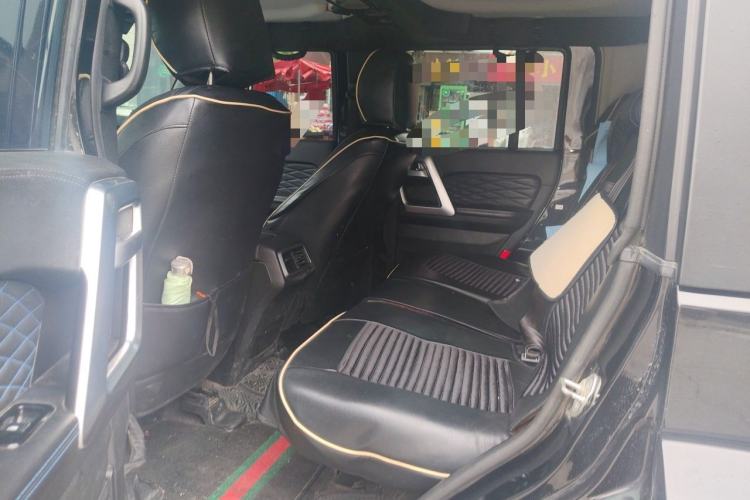 Used BAIC Off-Road BJ40 2020 2.0T Automatic Four-Wheel Drive Urban Hunter Edition Chivalrous Type Left Rear Seat