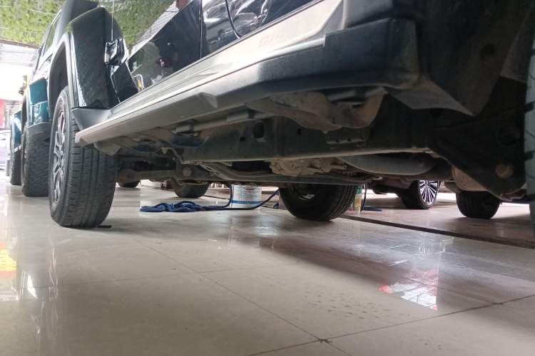 Used BAIC Off-Road BJ40 2020 2.0T Automatic Four-Wheel Drive Urban Hunter Edition Chivalrous Type Left Side Sill