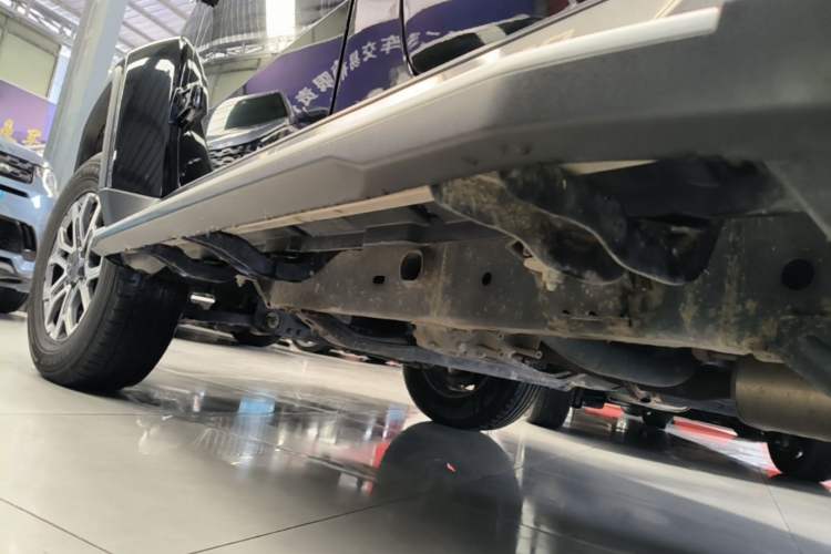 Used BAIC Off-Road BJ40 2020 2.0T Automatic Four-Wheel Drive Urban Hunter Edition Chivalrous Type Left Side Sill