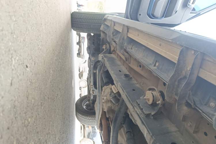 Used BAIC Off-Road BJ40 2020 2.0T Automatic Four-Wheel Drive Urban Hunter Edition Chivalrous Type Left Side Sill