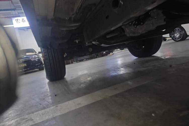 Used BAIC Off-Road BJ40 2020 2.0T Automatic Four-Wheel Drive Urban Hunter Edition Chivalrous Type Left Side Sill