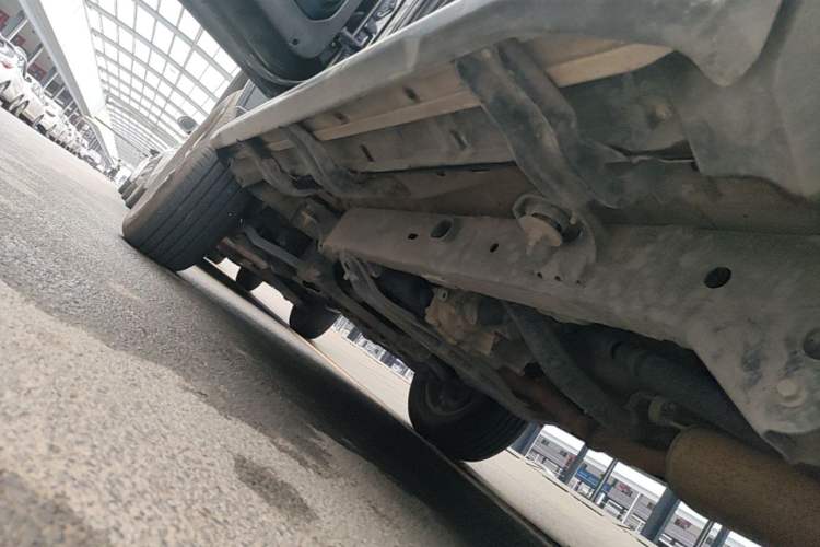 Used BAIC Off-Road BJ40 2020 2.0T Automatic Four-Wheel Drive Urban Hunter Edition Chivalrous Type Left Side Sill