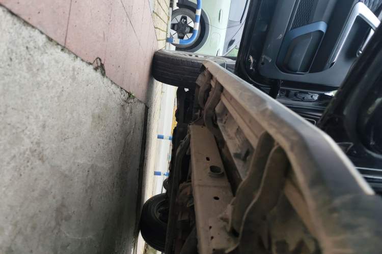 Used BAIC Off-Road BJ40 2020 2.0T Automatic Four-Wheel Drive Urban Hunter Edition Prestige Version Left Side Sill