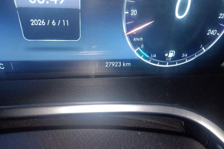 Used BAIC Off-Road BJ40 2020 2.0T Automatic Four-Wheel Drive Urban Hunter Edition Chivalrous Type Odometer Close Up