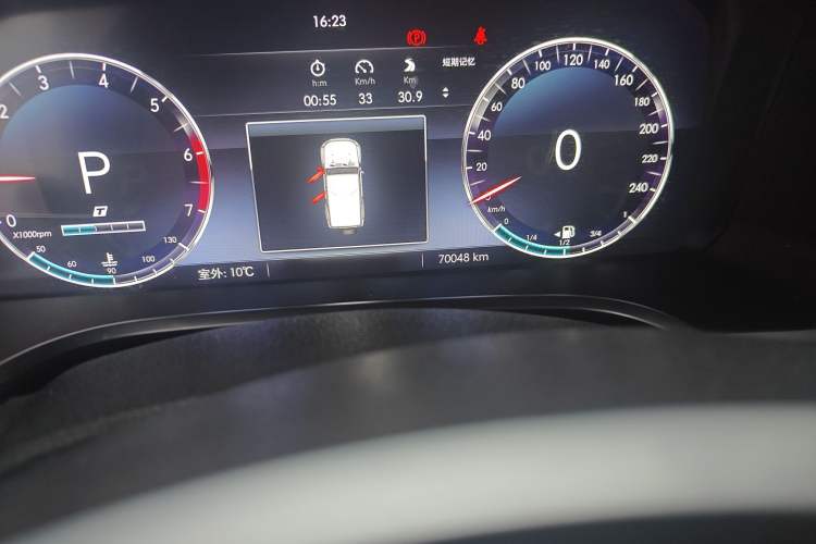 Used BAIC Off-Road BJ40 2020 2.0T Automatic Four-Wheel Drive Urban Hunter Edition Chivalrous Type Odometer Close Up
