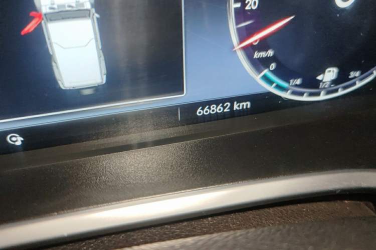 Used BAIC Off-Road BJ40 2020 2.0T Automatic Four-Wheel Drive Urban Hunter Edition Chivalrous Type Odometer Close Up