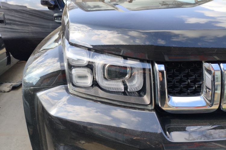 Used BAIC Off-Road BJ40 2020 2.0T Automatic Four-Wheel Drive Tribute Edition 2020 Xieke Version Right Front Headlight