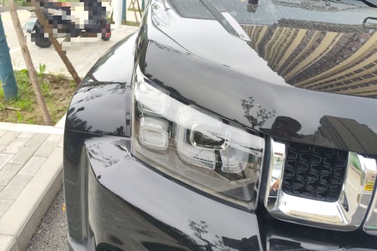Used BAIC Off-Road BJ40 2020 2.0T Automatic Four-Wheel Drive Urban Hunter Edition Prestige Version Right Front Headlight