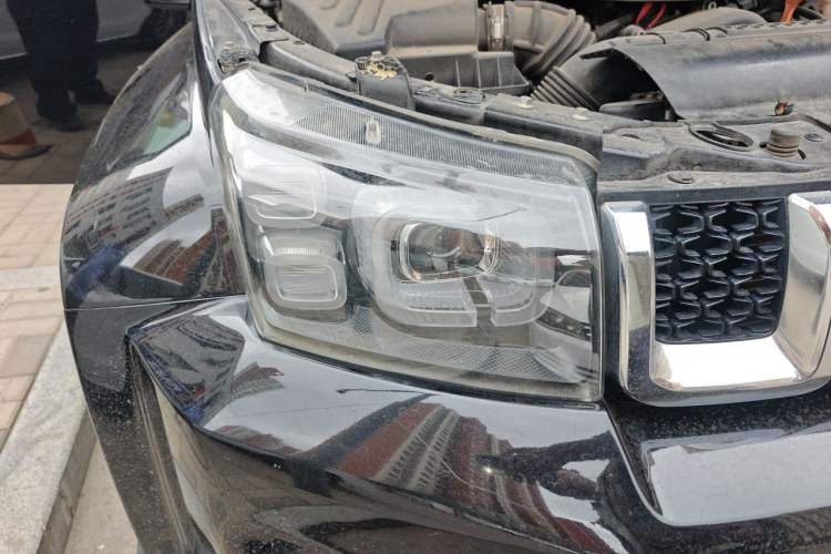 Used BAIC Off-Road BJ40 2020 2.0T Automatic Four-Wheel Drive Tribute Edition 2020 Xieke Version Right Front Headlight