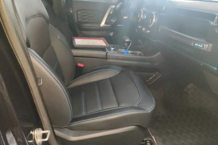 Used BAIC Off-Road BJ40 2020 2.0T Automatic Four-Wheel Drive Urban Hunter Edition Chivalrous Type Right Front Seat