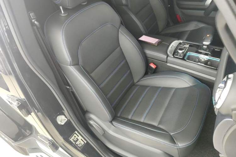 Used BAIC Off-Road BJ40 2020 2.0T Automatic Four-Wheel Drive Urban Hunter Edition Chivalrous Type Right Front Seat