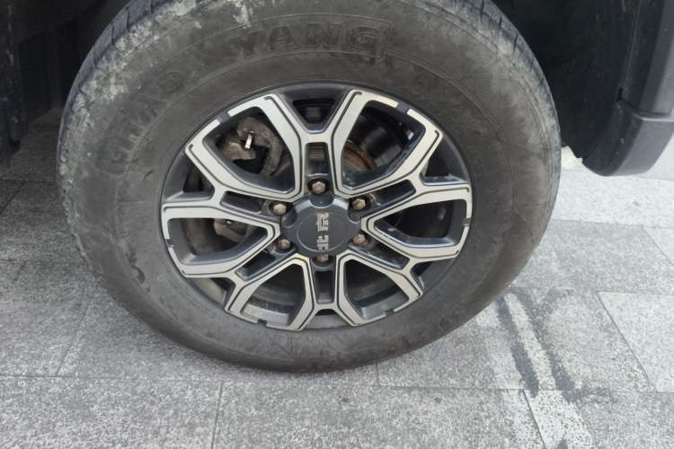 Used BAIC Off-Road BJ40 2020 2.0T Automatic Four-Wheel Drive Urban Hunter Edition Chivalrous Type Right Front Wheel Hub