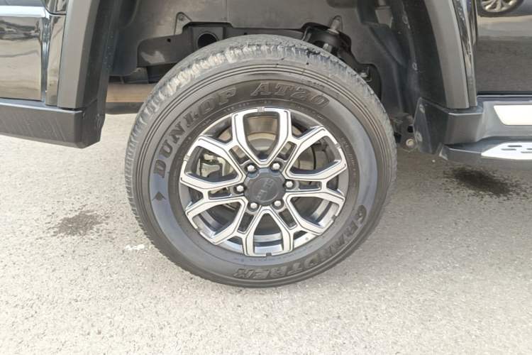 Used BAIC Off-Road BJ40 2020 2.0T Automatic Four-Wheel Drive Urban Hunter Edition Chivalrous Type Right Rear Wheel Hub