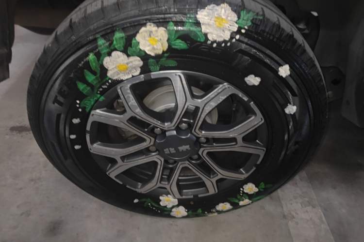Used BAIC Off-Road BJ40 2020 2.0T Automatic Four-Wheel Drive Urban Hunter Edition Chivalrous Type Right Rear Wheel Hub