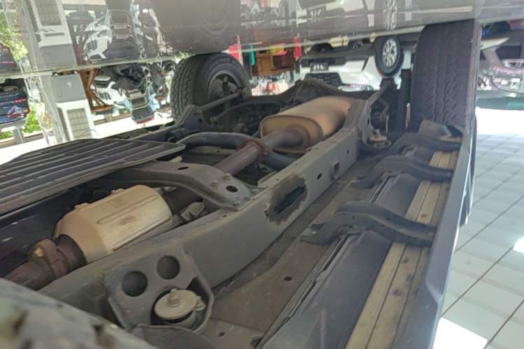 Used BAIC Off-Road BJ40 2020 2.0T Automatic Four-Wheel Drive Tribute Edition 2020 Xieke Version Right Side Sill