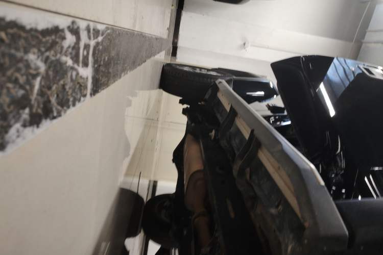 Used BAIC Off-Road BJ40 2020 2.0T Automatic Four-Wheel Drive Urban Hunter Edition Chivalrous Type Right Side Sill