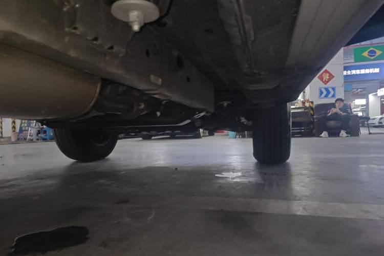 Used BAIC Off-Road BJ40 2020 2.0T Automatic Four-Wheel Drive Urban Hunter Edition Chivalrous Type Right Side Sill
