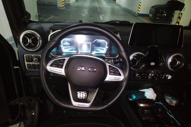 Used BAIC Off-Road BJ40 2020 2.0T Automatic Two-Wheel Drive Urban Hunter Edition Chivalrous Type Steering Wheel