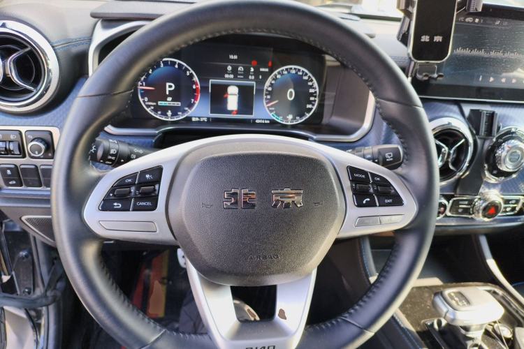Used BAIC Off-Road BJ40 2020 2.0T Automatic Four-Wheel Drive Tribute Edition 2020 Xieke Version Steering Wheel