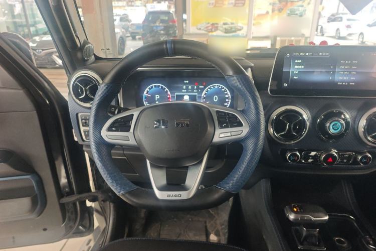 Used BAIC Off-Road BJ40 2020 2.0T Automatic Two-Wheel Drive Urban Hunter Edition Pioneer Version Steering Wheel