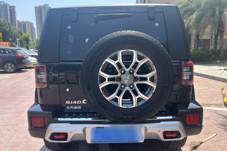 Used BAIC Off-Road BJ40 2020 2.0T Automatic Four-Wheel Drive Urban Hunter Edition Chivalrous Type Steering Wheel
