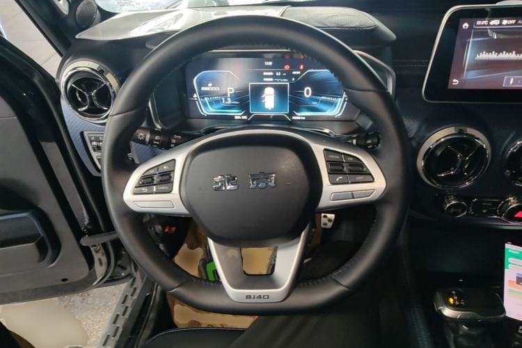 Used BAIC Off-Road BJ40 2020 2.0T Automatic Two-Wheel Drive Urban Hunter Edition Chivalrous Type Steering Wheel