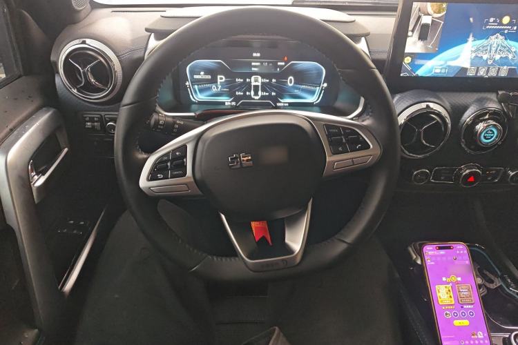 Used BAIC Off-Road BJ40 2020 2.0T Automatic Four-Wheel Drive Tribute Edition 2020 Xieke Version Steering Wheel
