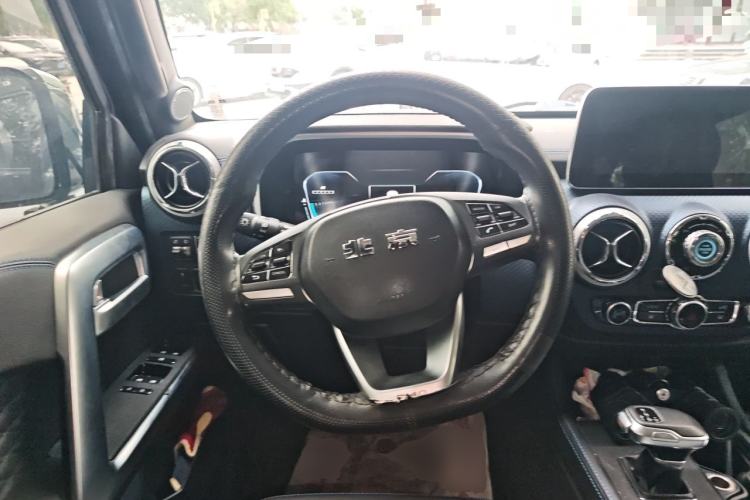 Used BAIC Off-Road BJ40 2020 2.0T Automatic Four-Wheel Drive Urban Hunter Edition Chivalrous Type Steering Wheel