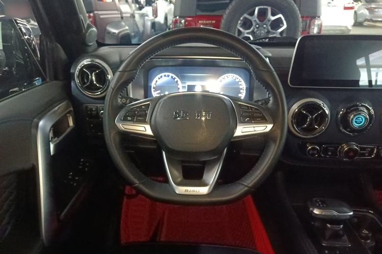 Used BAIC Off-Road BJ40 2020 2.0T Automatic Four-Wheel Drive Urban Hunter Edition Chivalrous Type Steering Wheel